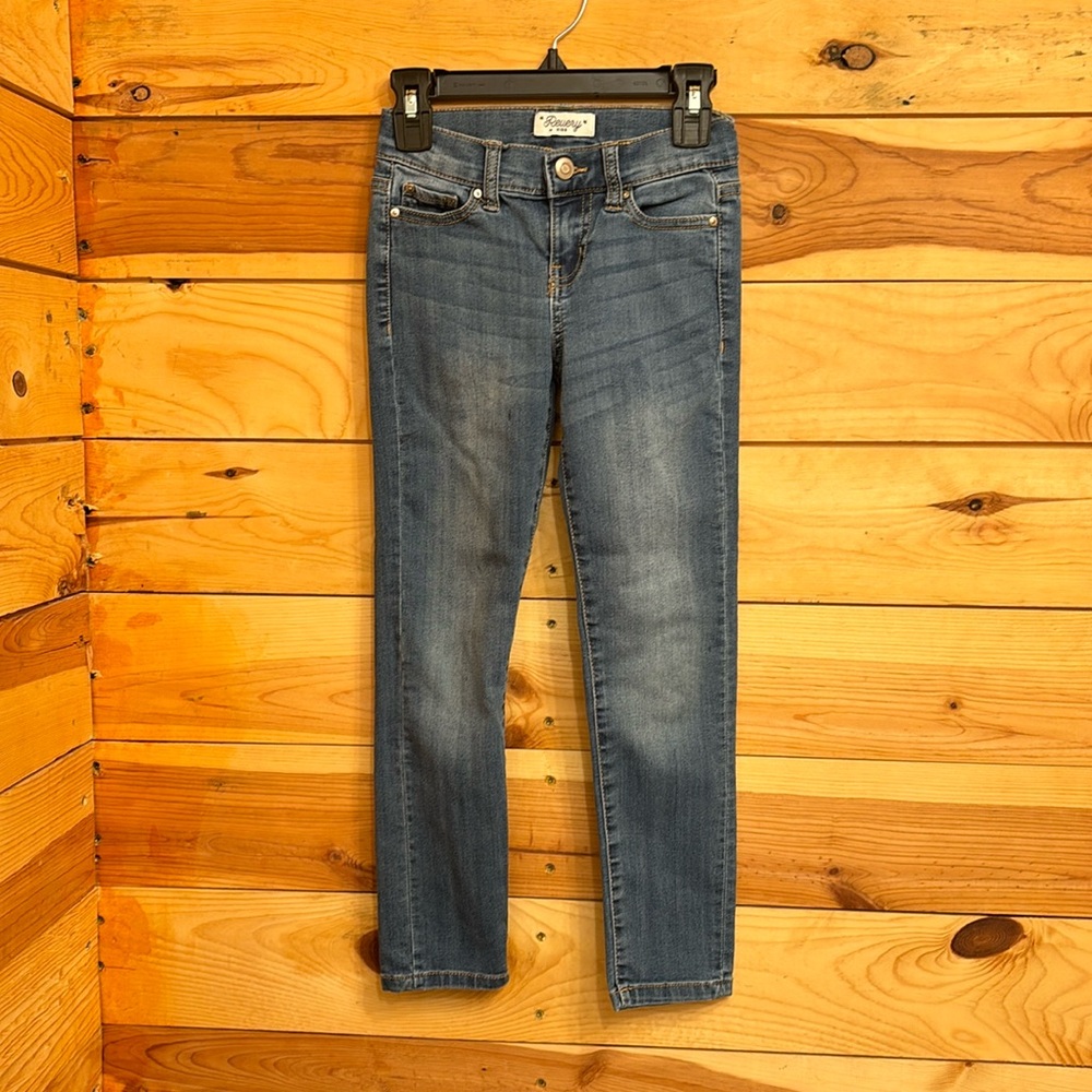Comfortable jeans. Revery Kids